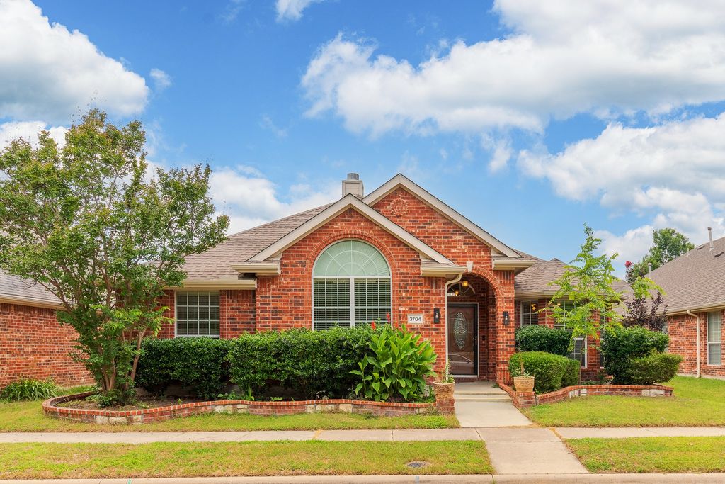 3704 Carmel Mountain Drive, Mckinney, TX 75070
