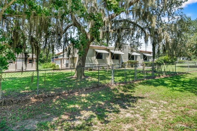 270 S Honey Bear Way, Lecanto, FL 34461