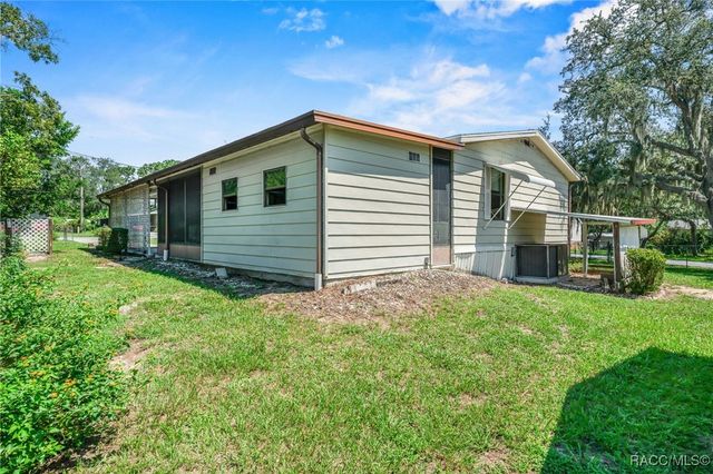 270 S Honey Bear Way, Lecanto, FL 34461
