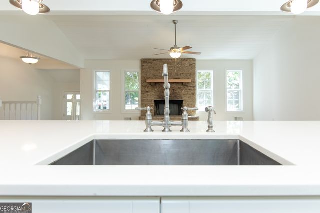 533 Arnold Mill Road, Woodstock, GA 30188