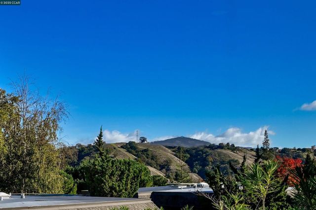 2312 Ptarmigan 1, Walnut Creek, CA 94595