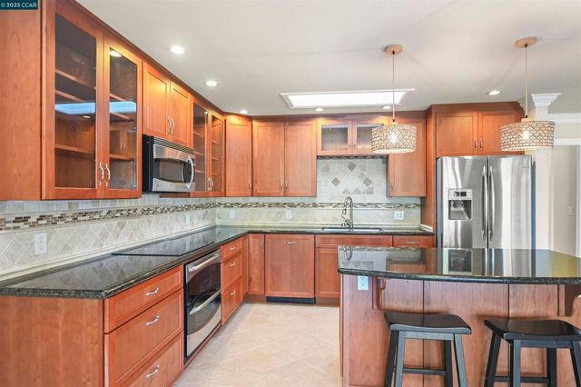 2312 Ptarmigan 1, Walnut Creek, CA 94595