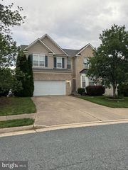 9715 INKWOOD DR, Fredericksburg, VA 22407