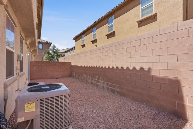 6255 West Arby Avenue 326, Las Vegas, NV 89118