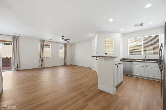 6255 West Arby Avenue 326, Las Vegas, NV 89118