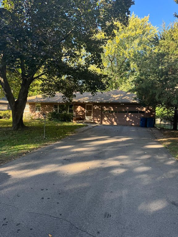 4207 Halifax Avenue N, Robbinsdale, MN 55422 — exterior