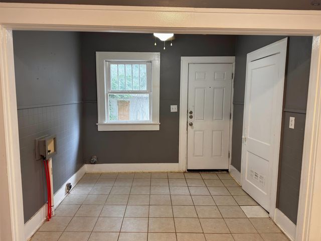 1705 PEARL AVENUE, Wichita Falls, TX 76301