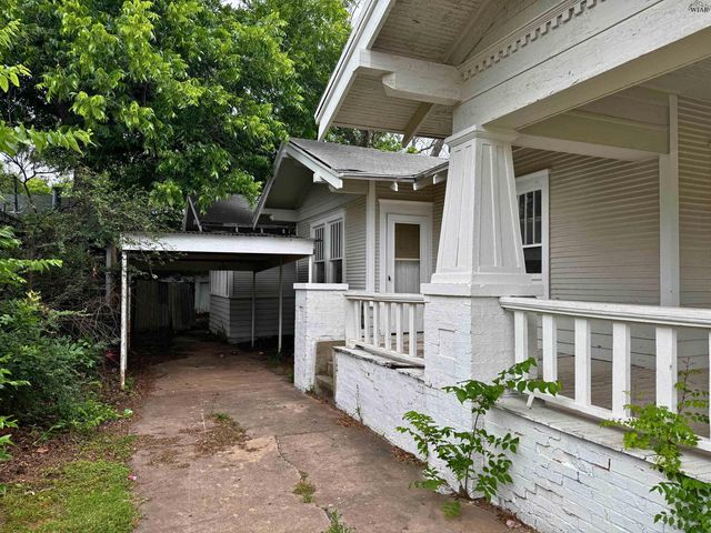 1705 PEARL AVENUE, Wichita Falls, TX 76301