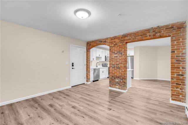 51 Russ Street 53A, Hartford, CT 06106