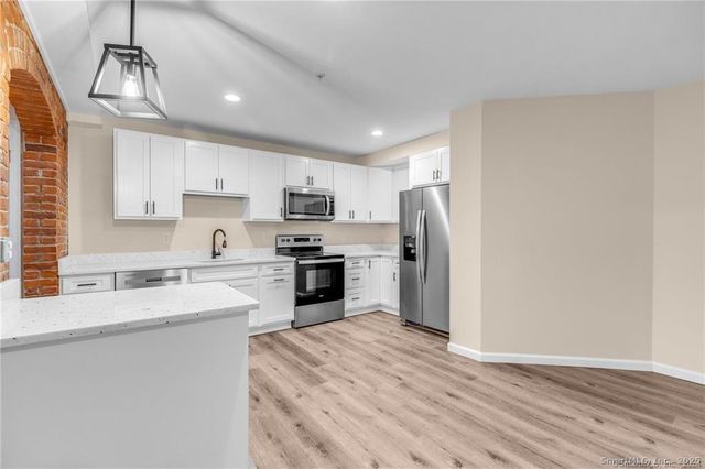 51 Russ Street 53A, Hartford, CT 06106