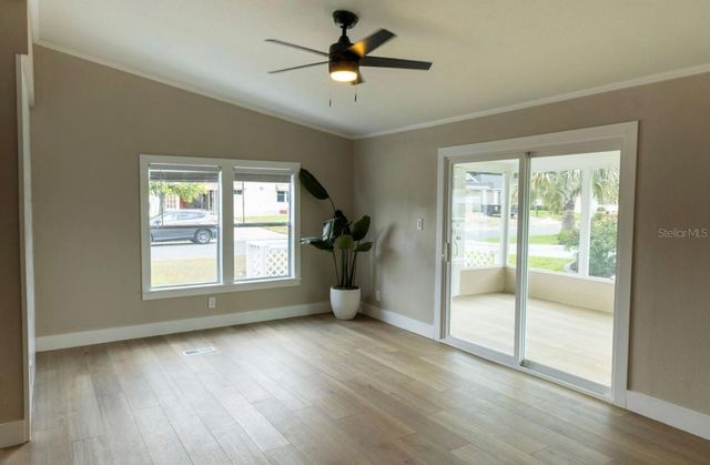 1220 DUSTIN DRIVE, Lady Lake, FL 32159