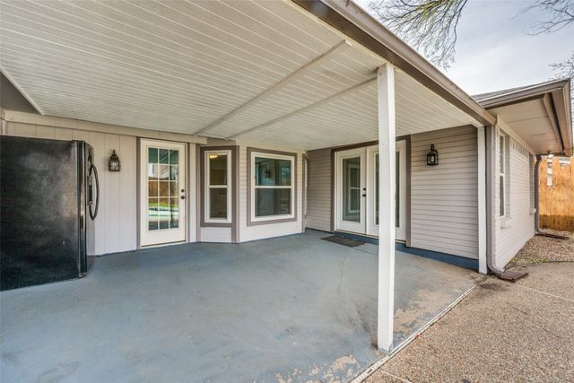 7404 Forrest Lane, North Richland Hills, TX 76182