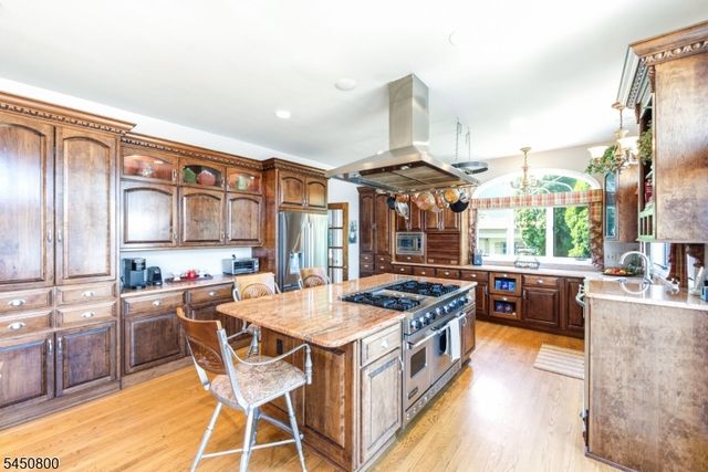 25 Balsam Pkwy, Sparta Twp., NJ 07871