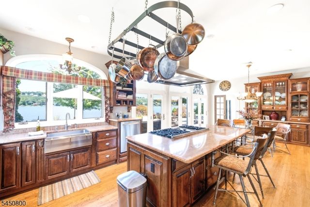 25 Balsam Pkwy, Sparta Twp., NJ 07871