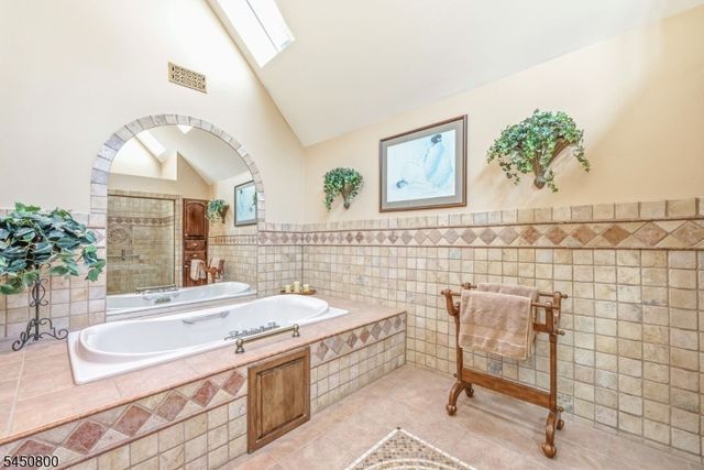 25 Balsam Pkwy, Sparta Twp., NJ 07871