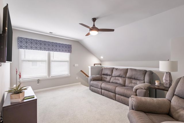 627 Macintyre Circle, Summerville, SC 29486