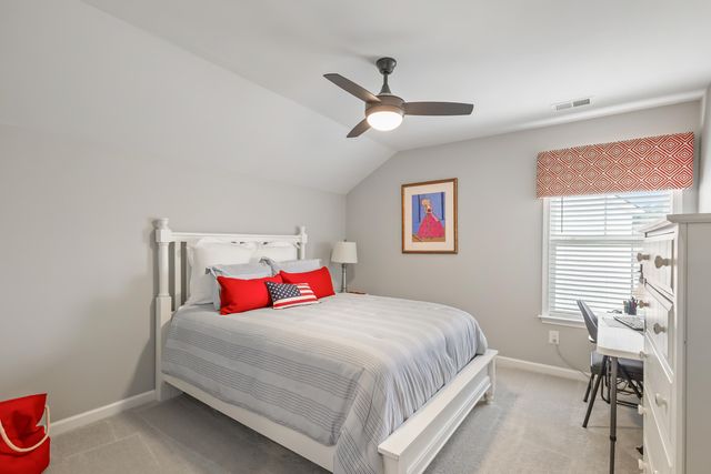 627 Macintyre Circle, Summerville, SC 29486