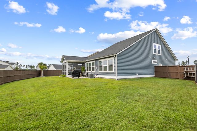 627 Macintyre Circle, Summerville, SC 29486