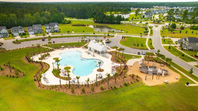 627 Macintyre Circle, Summerville, SC 29486