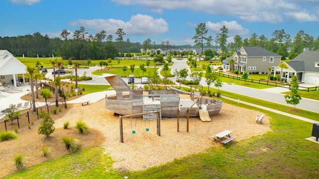 627 Macintyre Circle, Summerville, SC 29486