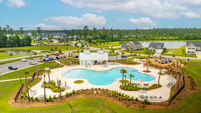 627 Macintyre Circle, Summerville, SC 29486