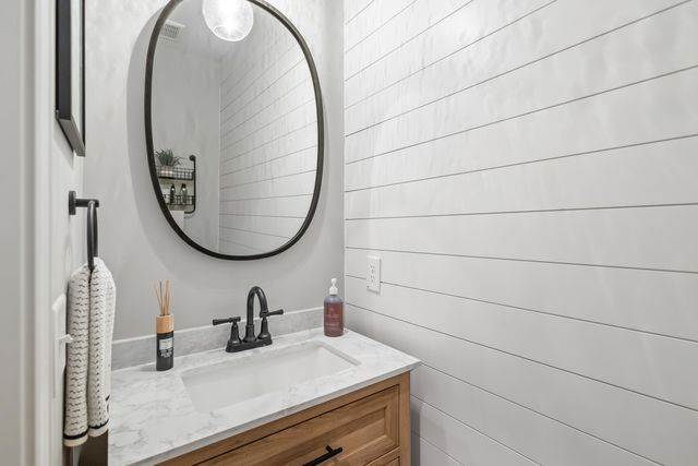 627 Macintyre Circle, Summerville, SC 29486