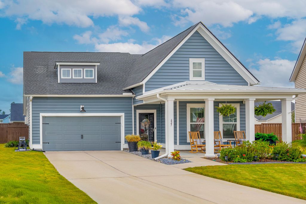 627 Macintyre Circle, Summerville, SC 29486