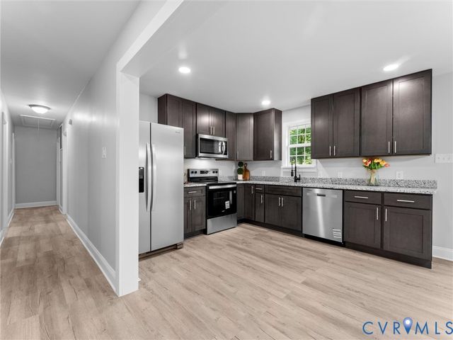 14705 Gatewood Rd, Dewitt, VA 23840