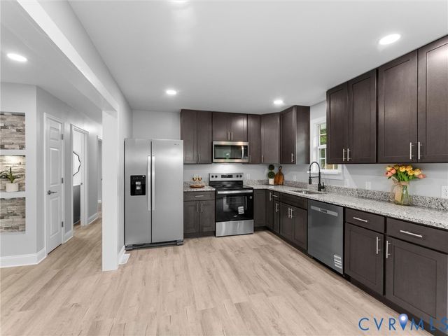 14705 Gatewood Rd, Dewitt, VA 23840