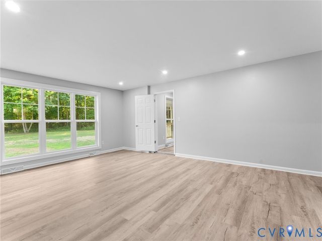 14705 Gatewood Rd, Dewitt, VA 23840