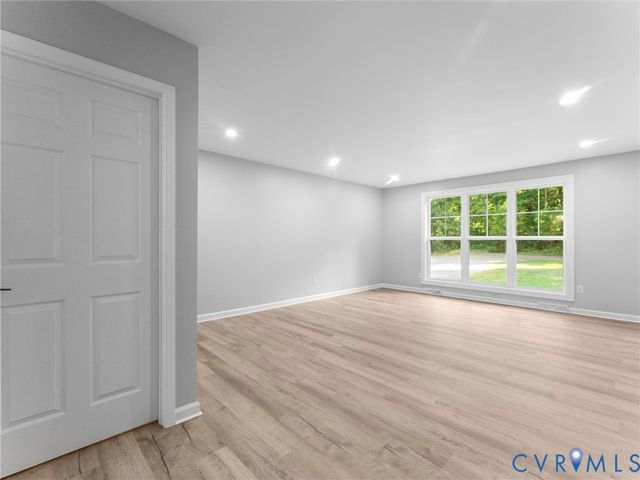 14705 Gatewood Rd, Dewitt, VA 23840