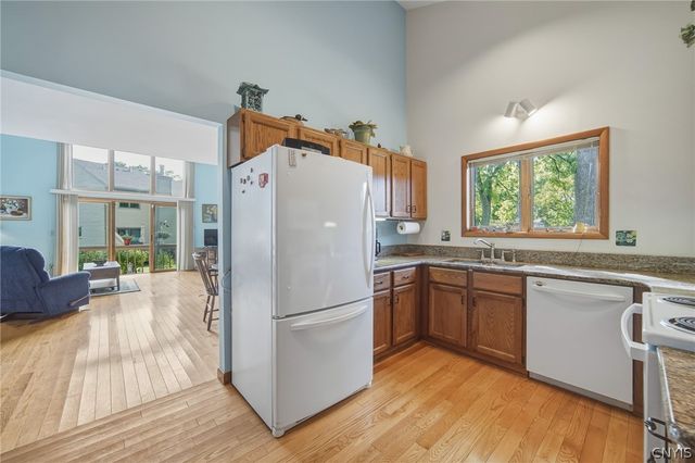212 White Heron Circle, Manlius, NY 13066