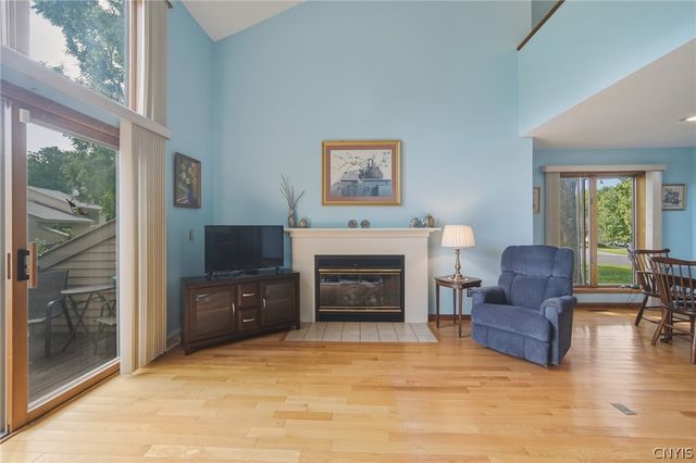 212 White Heron Circle, Manlius, NY 13066