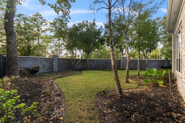 2727 S Southern Oaks Drive, Houston, TX 77068