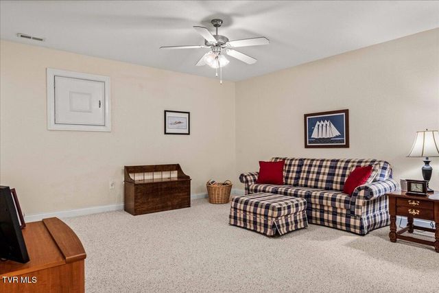 11 Vesta Sue Court, Jonesborough, TN 37659