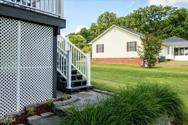 11 Vesta Sue Court, Jonesborough, TN 37659