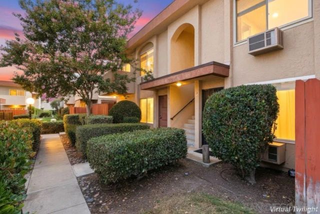 9598 Carroll Canyon 266, San Diego, CA 92126
