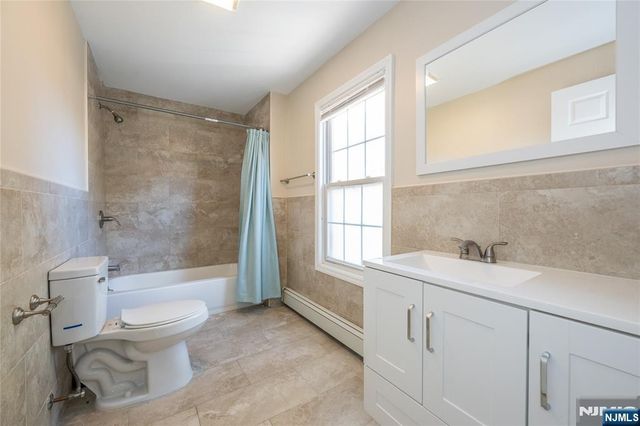 238 Van Avenue, Pompton Lakes, NJ 07442