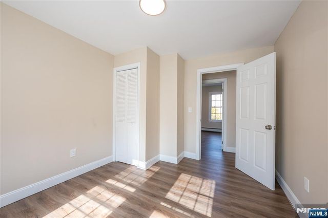 238 Van Avenue, Pompton Lakes, NJ 07442