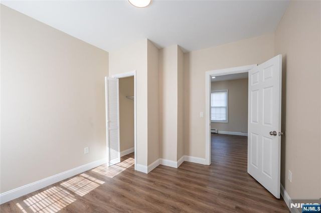 238 Van Avenue, Pompton Lakes, NJ 07442