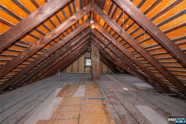 238 Van Avenue, Pompton Lakes, NJ 07442