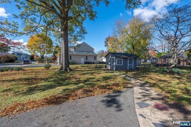 238 Van Avenue, Pompton Lakes, NJ 07442