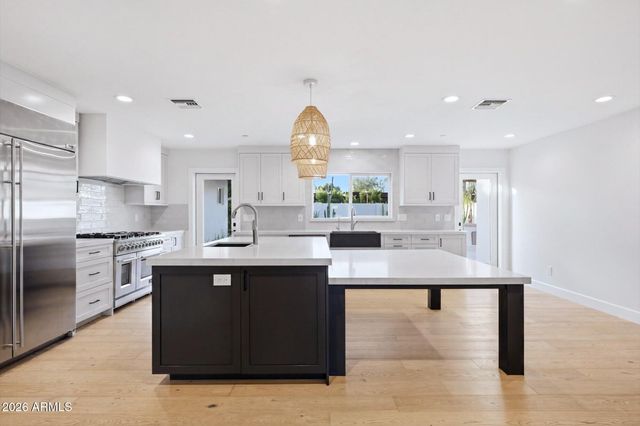 8584 E VIA DE DORADO --, Scottsdale, AZ 85258
