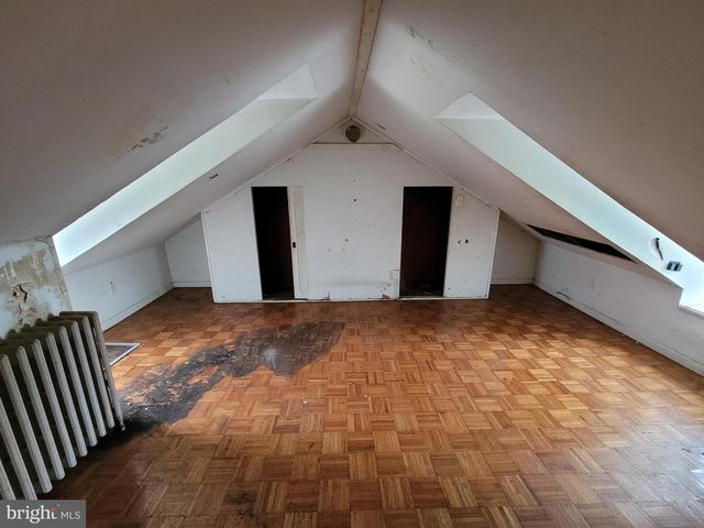 624 E PHILADELPHIA ST, York, PA 17403