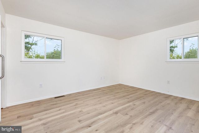 4216 HIGH RIDGE RD, Haymarket, VA 20169