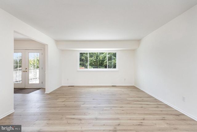 4216 HIGH RIDGE RD, Haymarket, VA 20169