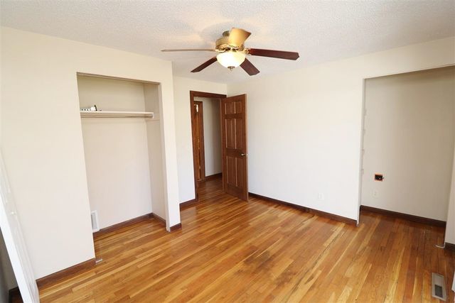 105 22nd St NW NW, Minot, ND 58703
