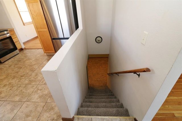 105 22nd St NW NW, Minot, ND 58703