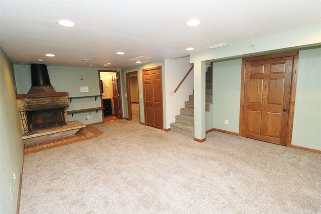 105 22nd St NW NW, Minot, ND 58703