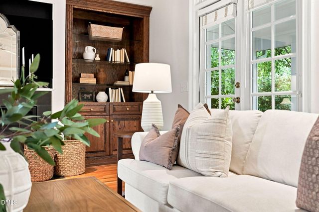 100 Sundance Place, Chapel Hill, NC 27514